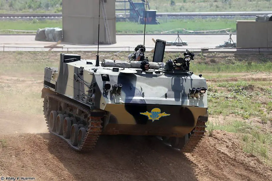 BTR MDM Rakushka airborne tracked multi role armored vehicle Russia 925 001