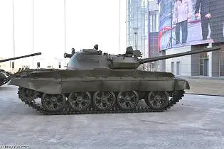 T 62M Main Battle Tank MBT Russia right side view 001