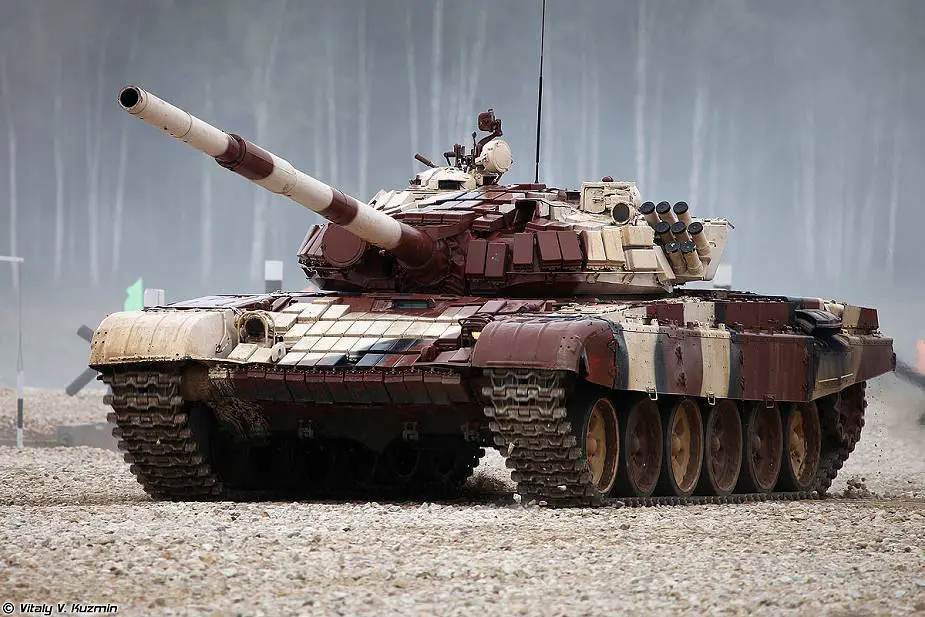 T 72B Main Battle Tank MBT Russia 925 001