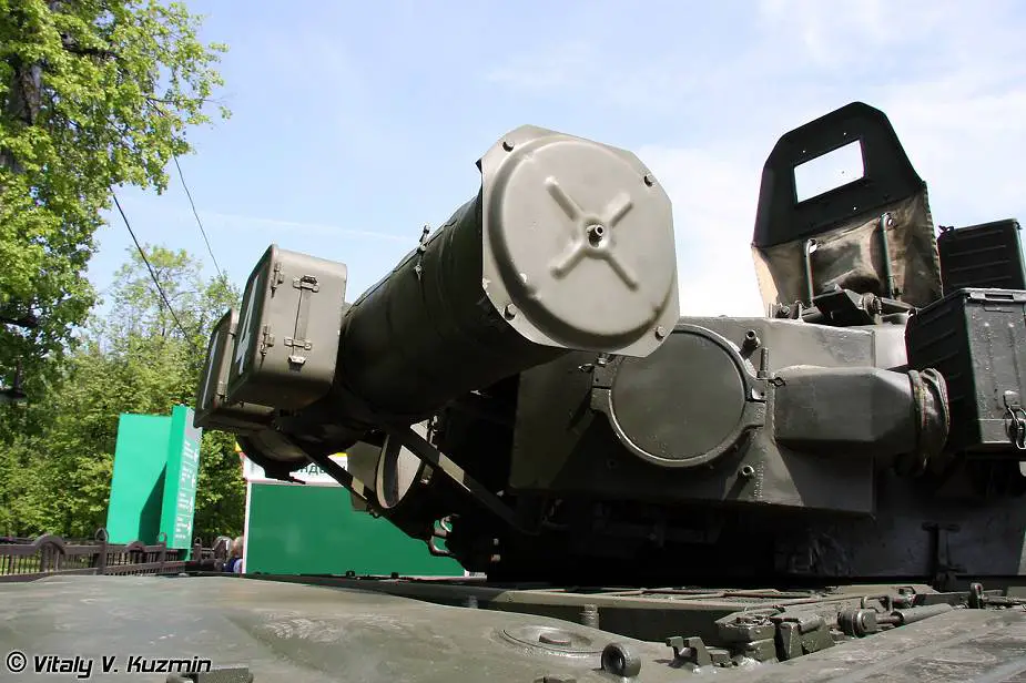 T 80BV Main Battle Tank MBT Russia details 925 004