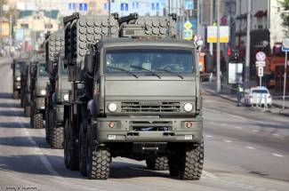 ISDM Zemledeliye mobile mine laying system launcher truck Russia front view 001