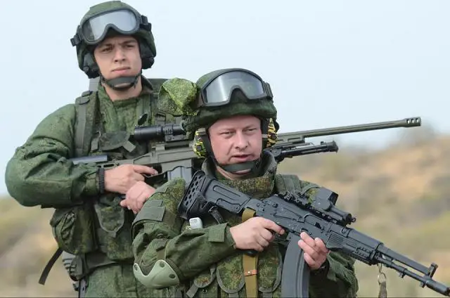 The camouflage pattern of the Ratnik field uniform makes the soldiers less visible to infrared cameras 