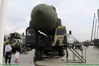 Topol SS 25 Sickle RS 12M RT 2PM ICBM InterContinental Ballistic Missile Russia Russian army front view 001