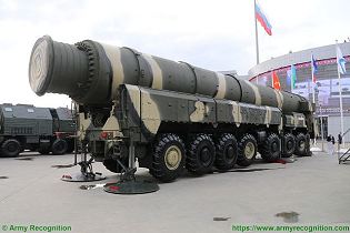 Topol SS 25 Sickle RS 12M RT 2PM ICBM InterContinental Ballistic Missile Russia Russian army right side view 001