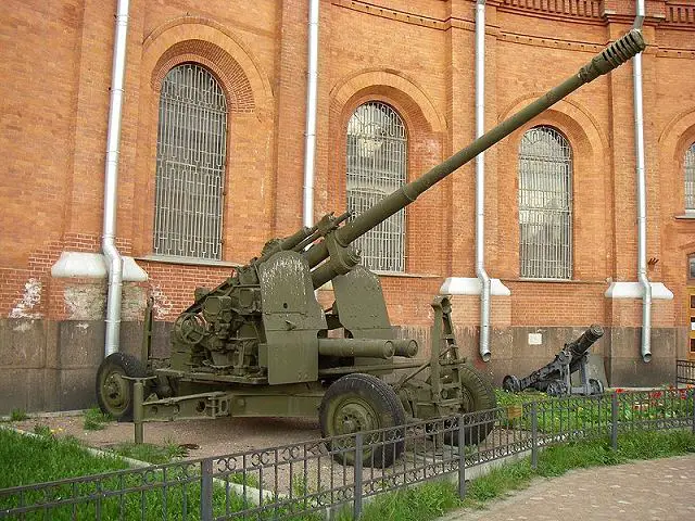 KS-19 100mm anti-aircraft gun cannon