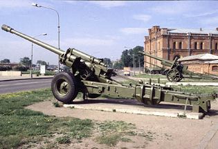M-46 M1954 130 mm towed field gun technical data sheet specifications information description pictures photos images intelligence identification intelligence Russia Russian army defence industry military technology 