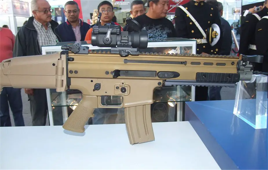 SCAR L Light 5 56mm assault rifle FN Herstal Belgian Belgium firearms manufacturer 925 004