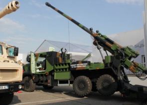 Caesar Mk2 wheeled self-propelled howitzer technical data sheet specifications description information intelligence identification France French Nexter 