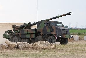 Caesar Sherpa 5 Nexter Systems wheeled self-propelled howitzer technical data sheet information description intelligence identification pictures photos images France French Army Renault trucks defense 