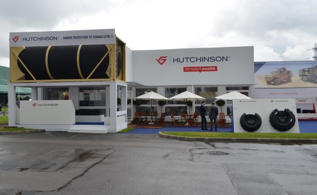HUTCHINSON Defense and Mobility showcases its SAFETANK technology at Eurosatory 2016 640 001