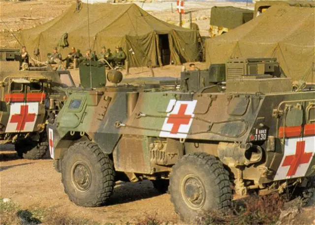 vab renault ambulance wheeled armoured vehicle 640