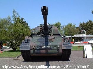 PzH 2000 155mm self-propelled howitzer technical data sheet specifications information description intelligence pictures photos images identification Germany German army KMW defense industry military technology 