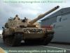 Marquant les débuts en Afrique du véhicule de combat Leopard 2A4, la firme allemande Rheinmetall Defence a profité de l'Africa Aerospace & Defence 2010 (AAD) se déroulant à Cape Town, pour mettre à l’épreuve l’un des meilleurs char de combat au monde. Les présentations quotidiennes sur une piste d'essai s'est avéré être une attraction majeure. Avec son excellente mobilité en tout-terrain, le Leopard 2A4 a clairement impressionné la foule. Rheinmetall développe et produit des véhicules blindés depuis plus de quarante ans. Le Leopard 2 continue d’être une référence mondiale pour les chars de combat modernes, avec plus de 3.600 exemplaires produits çà ce jour et en service dans 16 pays. Bien que Rheinmetall n'est pas le constructeur principal du Leopard 2, la société a néanmoins joué un rôle essentiel dans son développement et sa production. En outre, sur un total de 2.125 chars Leopard 2A4 produits, 977 ont été entièrement fabriqué par Rheinmetall à Kiel pour les forces armées allemandes et néerlandaises.