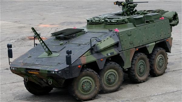 The first Boxer vehicles have arrived at 292 Jägerbattalion in Dounaeschingen in preparation for the vehicles deployment to Afghanistan with this unit by August this year. The first impressions of the vehicle are positive with it being considered as robust, impressive and offering a high level of protection and mobility. 