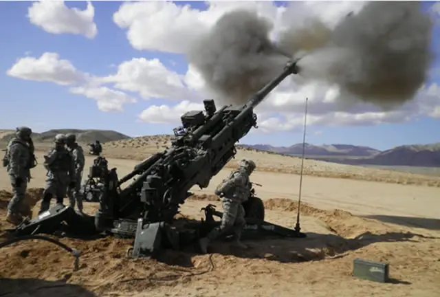 M777 155mm Lightweight Howitzer BAE Systems DSEI 2015 news coverage 3