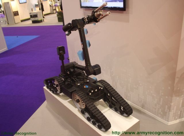 Meet the IGUANA the ECA Group s new generation of UGVs for homeland security 640 001