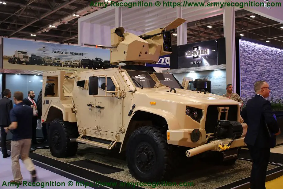 Oshkosh Defense showcases JLTV fitted with remote weapon station DSEI 2019 925 001