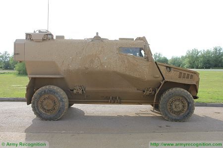 Foxhound LPPV Light Protected Patrol Vehicle United Kingdom British army right side view 002