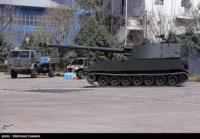 Iranian army has presented Sunday, April 20, 2014, a 155mm self-propelled howitzer dubbed Hoveyzeh which is based on the American-made M109A1. The Hoveyzeh is a rebuilt M-109A1 which has been built using scraped and decommissioned M-109s. Many parts of the vehicle are manufactured by the Iranian army defense industry. 