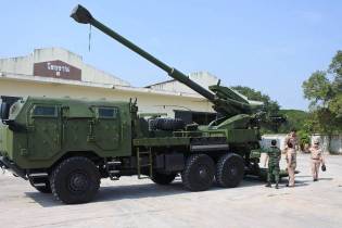 ATMOS 2000 155mm 6x6 truck mounted wheeled self propelled howitzer Elbit Systems Israel left side view 001