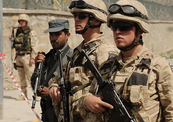 L’OTAN pense à un nouveau cadre de mission pour l’Afghanistan. Plusieurs pays de l’alliance envisagent de retirer leurs troupes du Pays, au plus tard pour 2014. 