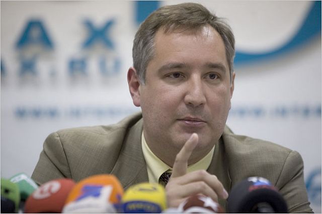 Libya and Iraq continue to show interest in buying Russian-made weaponry despite regime changes in these countries, Deputy Prime Minister Dmitry Rogozin said on Tuesday, April 24, 2012. “The Libyan military leadership and the Iraqi government have shown serious interest about Russian-made military equipment,” Rogozin, who oversees the Russian defense industry, told reporters in Moscow. 