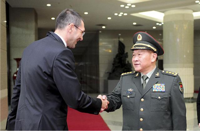 Chinese Defense Minister Liang Guanglie held talks with his Croatian counterpart Ante Kotromanovic in Beijing Monday, August 27, 2012, during which they pledged to further military exchanges and cooperation.