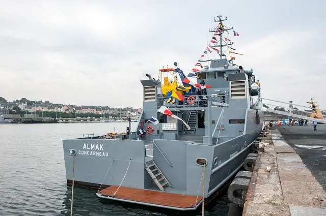 The Almak, Maritime Training Vessel (MTV) of 44 meters, was officially delivered today by Piriou group during a launching ceremony held in Concarneau, in the presence of the painter Anne Smith, patron of the vessel and official painter to the French Navy. The Almak is the result of close collaboration between DCI and Piriou who created the company navOcéan in July 2012 to build an MTV.