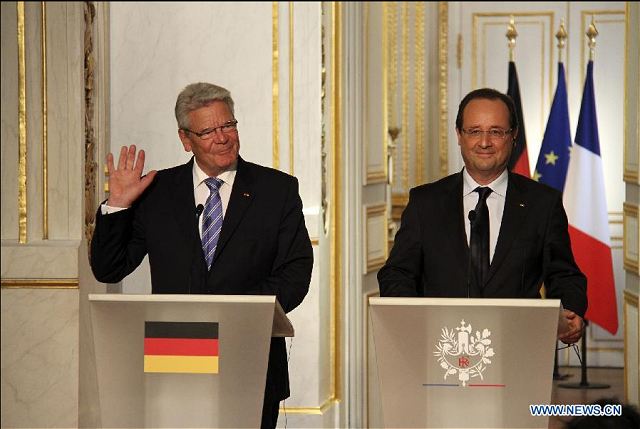 French President Francois Hollande said on Tuesday, September 3, 2013, that an international coalition should be formed with the United States in response to the alleged use of chemical weapons in Syria. France would not act alone, Hollande stressed at a joint press conference with German President Joachim Gauck.