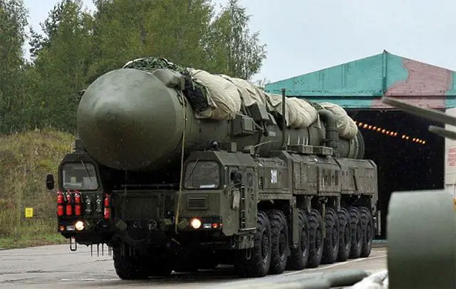 Russia’s newest RS-26 Rubezh missile system, dubbed the ‘anti-missile defense killer’, will join the ranks of the country’s defenses in less than two years, Russia’s Strategic Missile Force commander, Lt. Gen. Sergei Karakayev said. According Internet source, the new RS-26 intercontinental ballistic missile could be based on the RS-24 YARS.