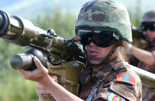 Several, and maybe even several dozen 9K38 Igla man portable air defense missile systems MANPADS (NATO classification SA-18 Grouse) have been stolen to Ukrainian military bases, a Ukrainian military official, who wished to remain anonymous, said to RIA Novosti. 