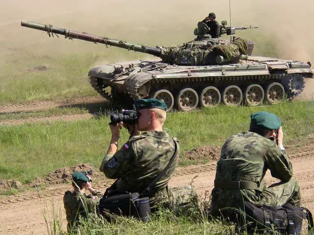 The multi-nation military exercise "Anaconda" will begin in Poland on Sept. 24, with the participation of 12,500 soldiers, including 750 from abroad. According to Polish Press Agency (PAP), the equipment to be used include more than 120 armored personnel carriers, 50 rocket launchers, anti-craft sets, 17 vessels, including submarines, and 25 aircraft, including helicopters, fighters, and multi-purpose aircraft.