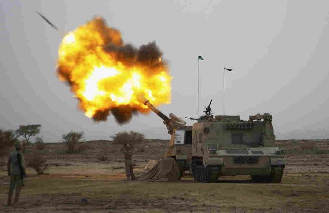 A picture releases on Internet shows Saudi Arabia armed forces using the PLZ-145 or Type 88 Chinese-made 155mm tracked self-propelled howitzer to fight Houthi rebels in Yemen. Now the Chinese PLZ 45 is now combat proven and Saudi Arabia armed forces are the first to deploy this type of vehicle on the battlefield. 