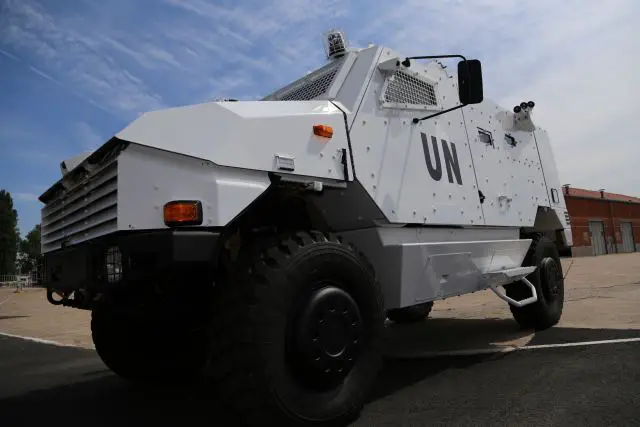 Nexter presents the first Aravis in peacekeeping configuration for the Gabonese Army 640 001