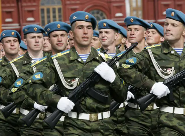 Upgraded AK 74M assault rifle to be shown for the first time during Russia s Victory Day Parade 640 001