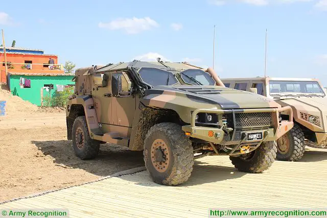 Australian army has selected the Thales 4x4 Hawkei armoured to replace its fleet of Land Rover 640 001