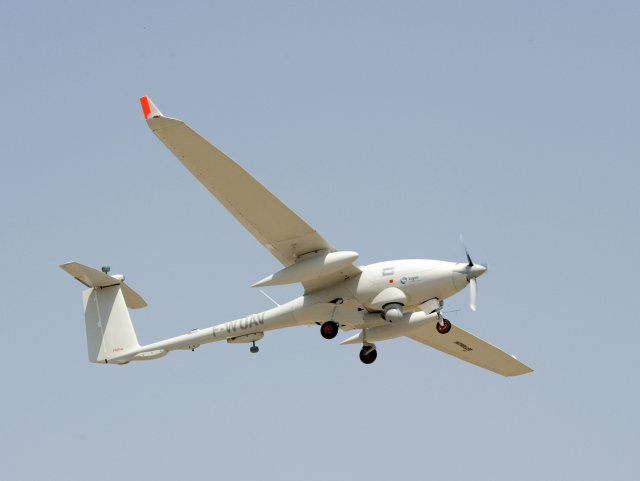 Sagem and AOI Aircraft Factory sign agreement to promote Patroller UAV in Egypt 640 001