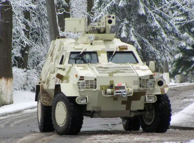 Ukraine armed forces to receive ten new  Dozor B 4x4  armored personnel carriers by 2015 end 640 001