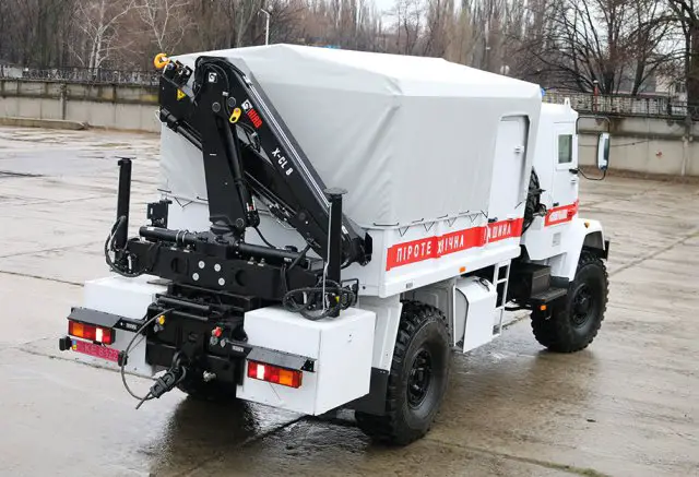 KrAz delivers new mine clearing vehicle to Ukraine s Emergency Situations Service 640 002