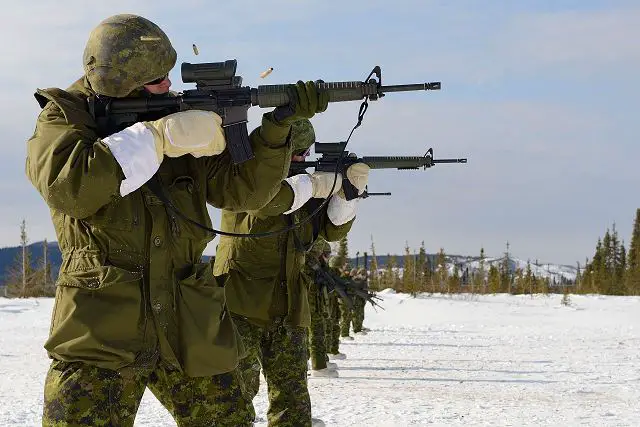 Canada is studying the possibility to replace its current C7A2 assault rifle in service since 1984 640 002