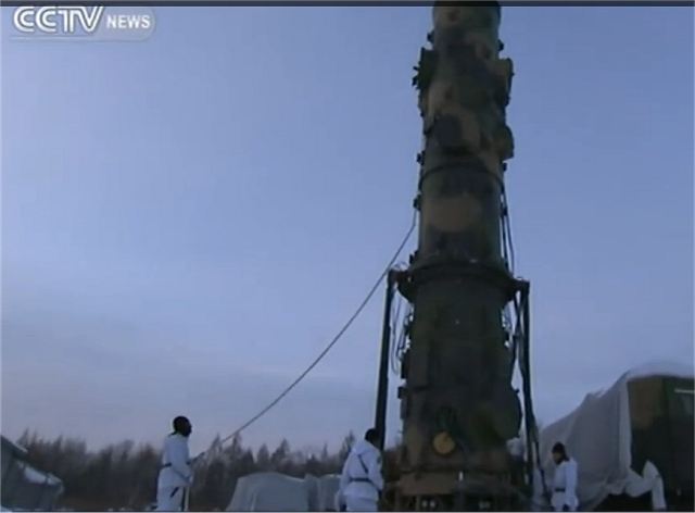 Several missile brigades of the new Chinese Army PLA Rocket Force conducted military drills 640 001