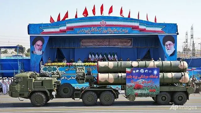 Iran Russia discuss a 10 billion arms deal 002