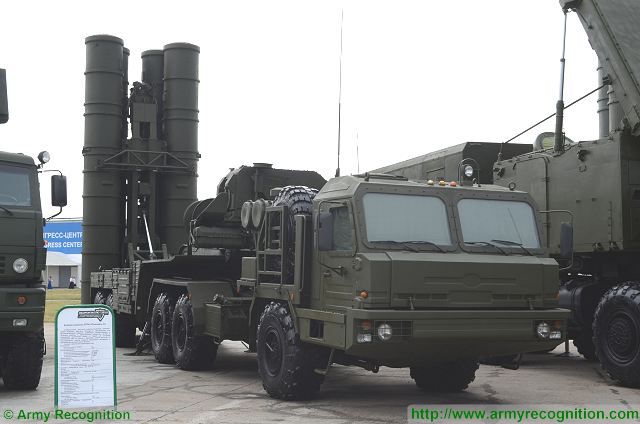 The Russian Aerospace Force (RusAF) has taken delivery of a regiment-size set of S-400 Triumph (NATO reporting name: SA-21 Growler) air defense (AD) missile systems for covering Moscow and the Central Industrial Area, the Russian Defense Ministry’s press office says in a news release. 