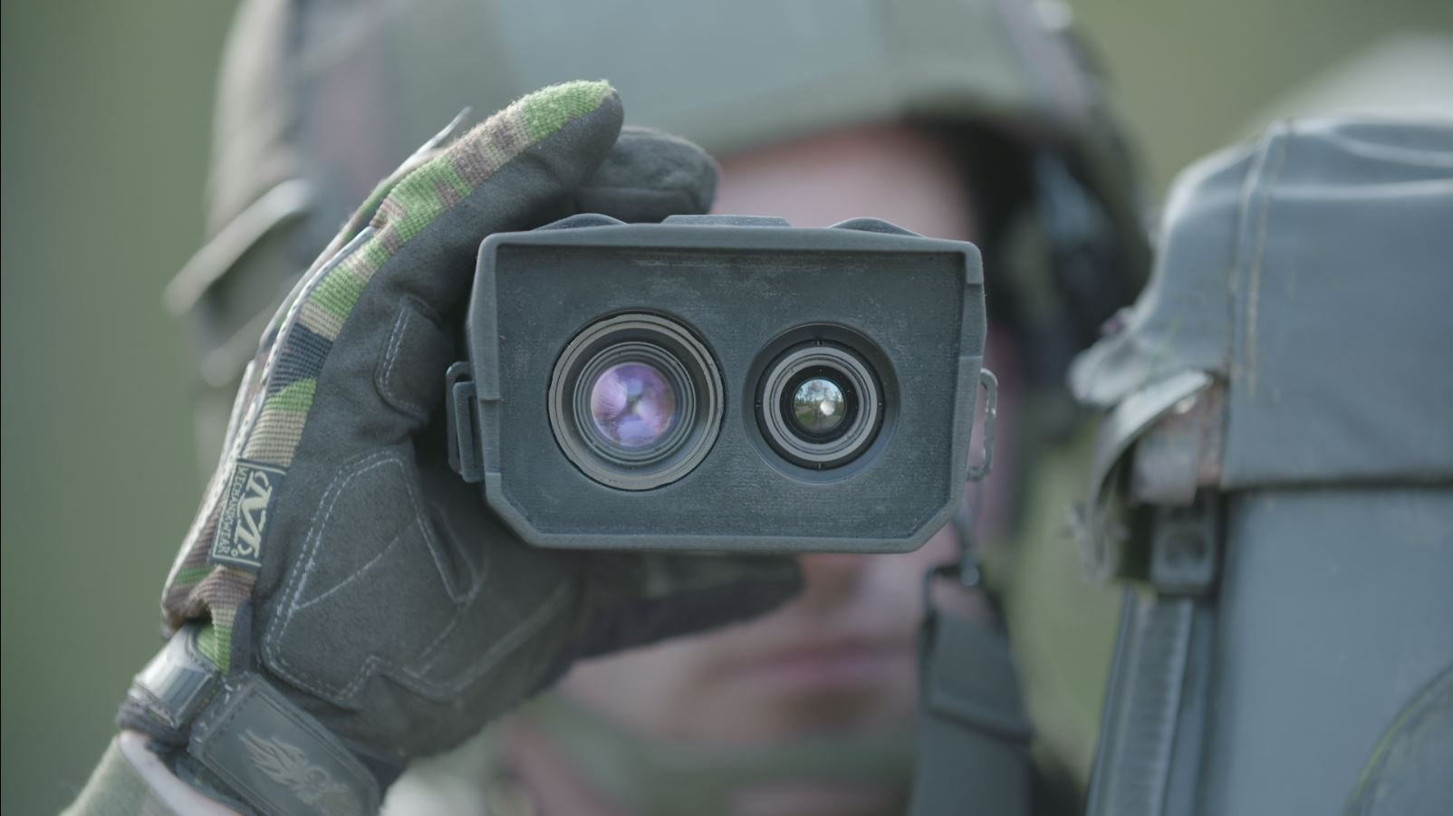 Photonis to showcase FUSIONSIGHT world first digital smart fusion night vision at Land Forces 2016 640 002