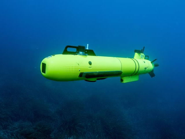 ECA Group is currently involved in a European Project: SWARMs in order to increase the acknowledge level in underwater robotics. SWARMs (Smart and Networking Underwater Robots in Cooperation Meshes) is a wide European project started in July 2015 involving 35 partners from 10 European countries through 3 years. The total cost of this project is 17.3 M€ (EU Funding: 6.4 M€ and National Funding: 5.7 M€).