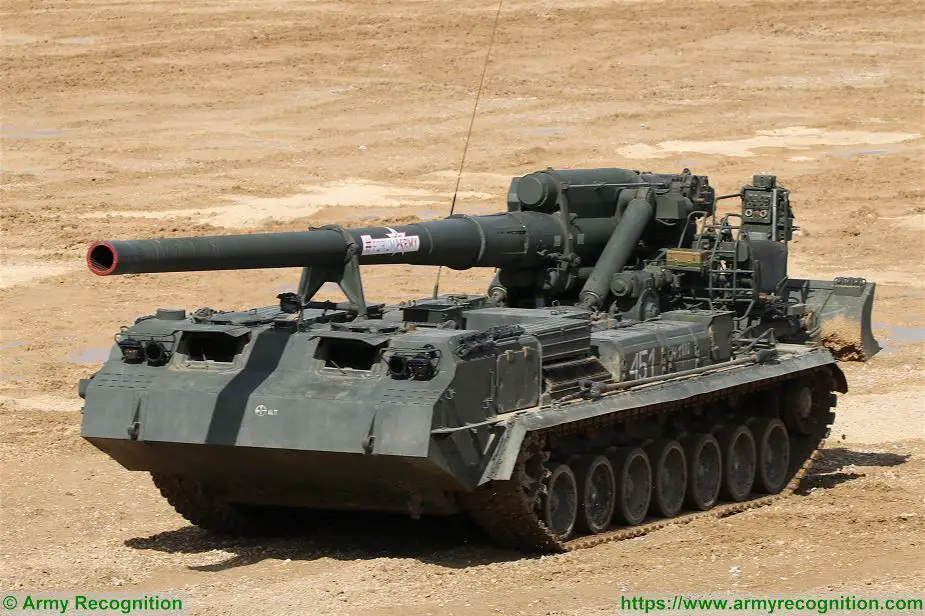 Russian army to increase fire power and range of artillery units 2S7 Pion Russia 925 001