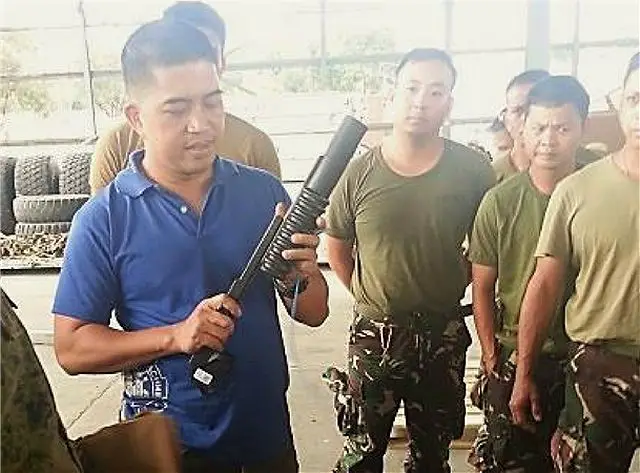 United States delivered grenade launchers M203 and RQ 11B Raven UAVs to Philippines Army 640 001