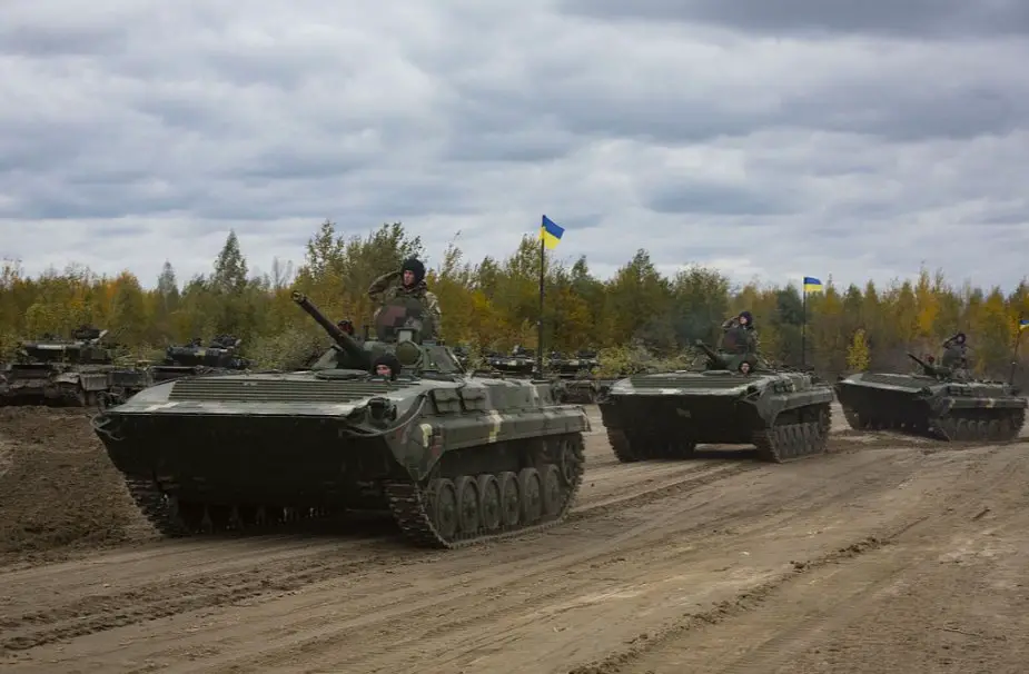 Excalibur Army to provide Ukrainian Army with 2S1 howitzers and BMP 1 IFVs 001