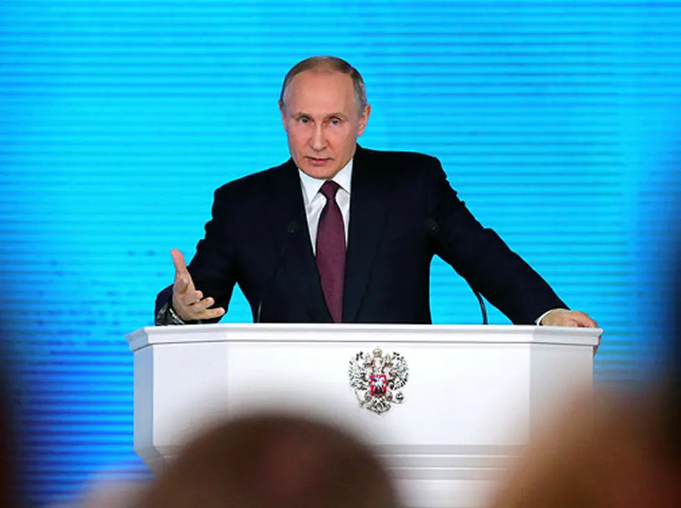 Russia Putin announces creation of new missiles and unmanned submarines