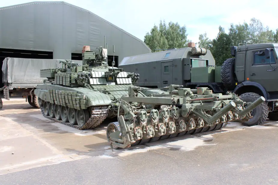 Russian engineer troops receive new BMR 3MA armored RCVs